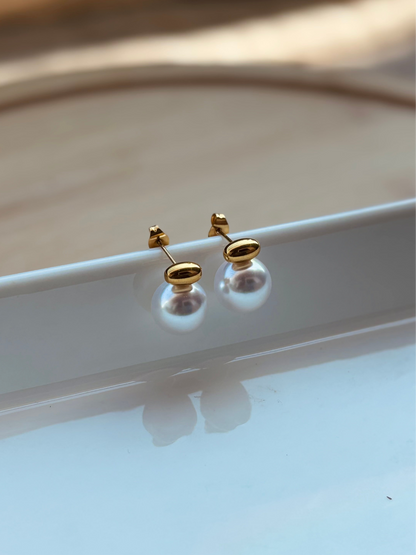 Pearl Studs