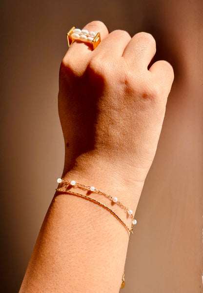 Thin Pearl Bracelet